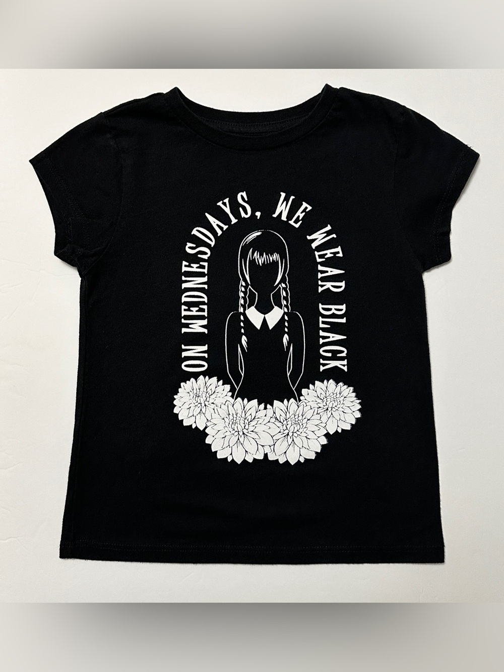 Wednesday Adam’s Family Girls Black Graphic Tee. Size XS (4/5)